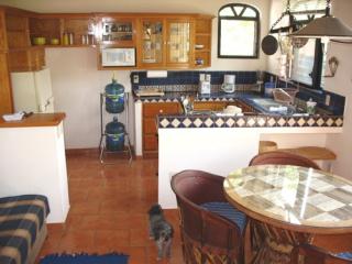 Deluxe Casita kitchen