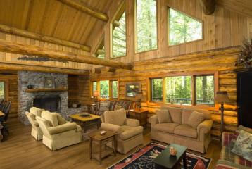 on the McKenzie River Vacation Rental